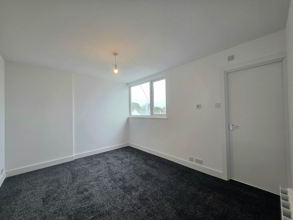 Property photo 3 of 6 Image