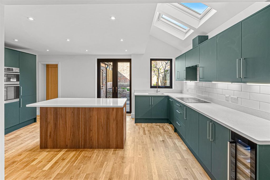 Property photo 2 of 18 Dining Ai Generated