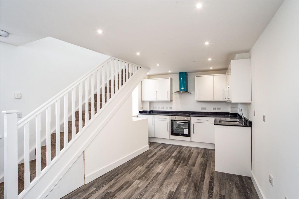 Property photo 2 of 9 Living Room