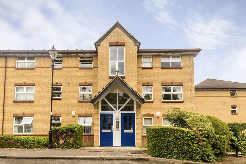 Property photo 1 of 5