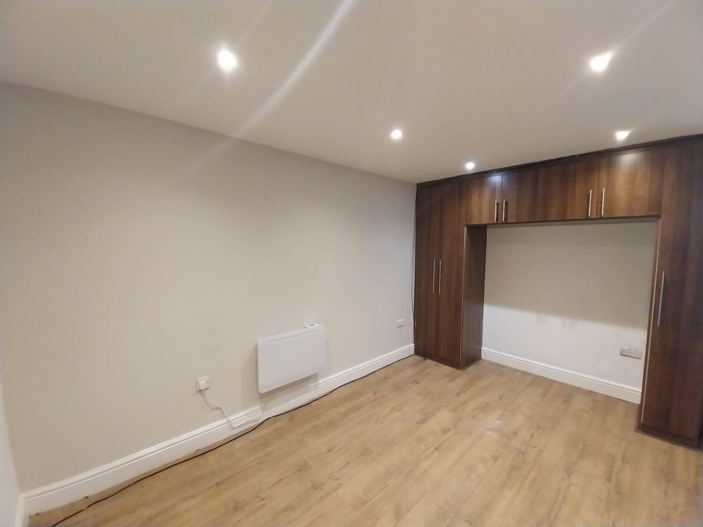 Property photo 2 of 7 Photo