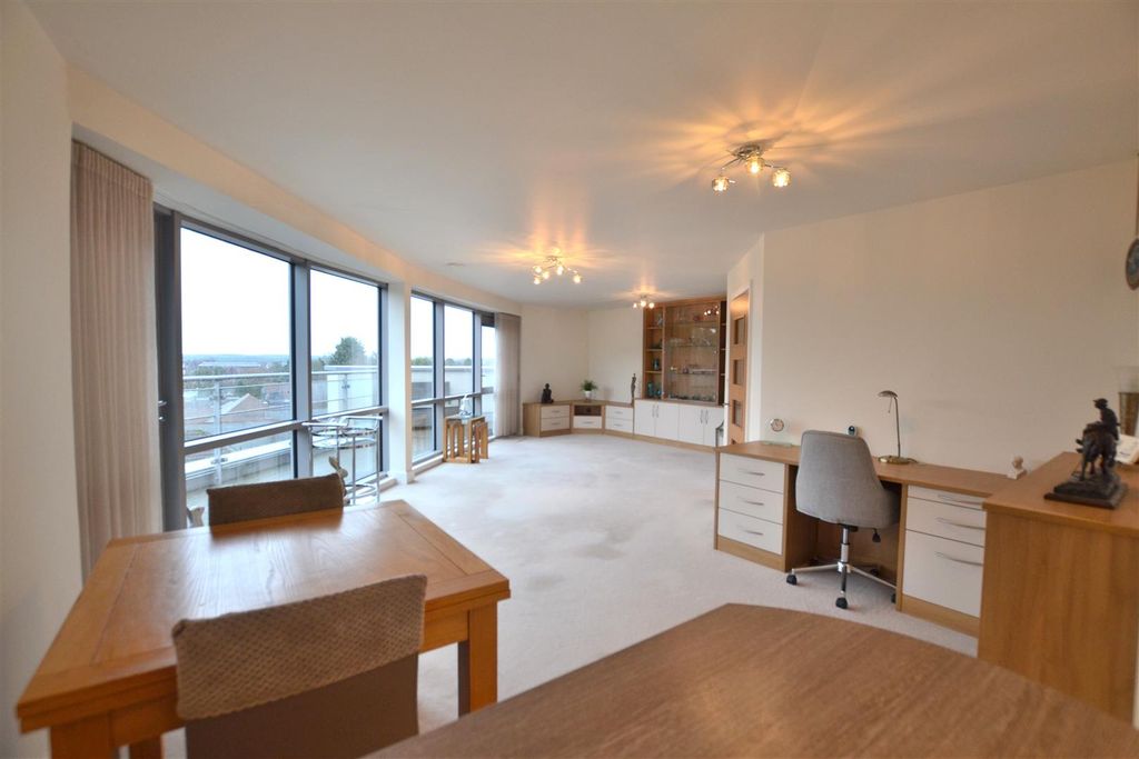 Property photo 2 of 24 Living Room.Jpg