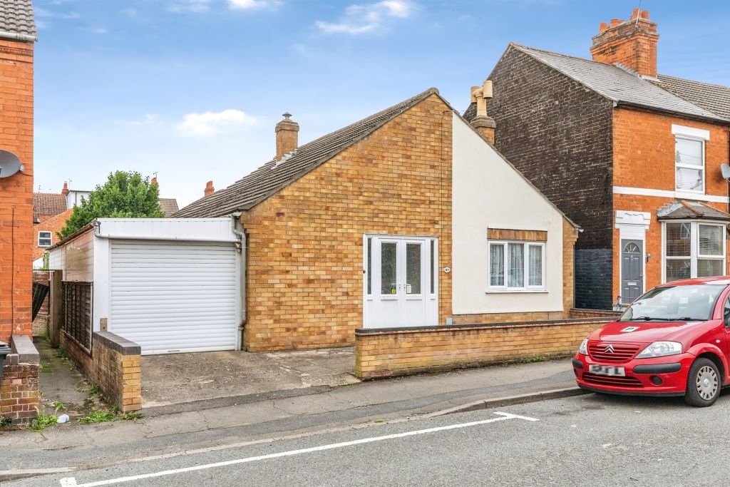 Property photo 2 of 16