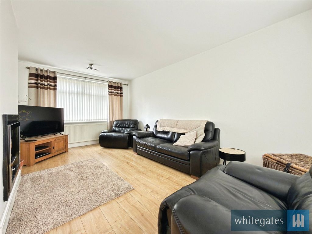 Property photo 3 of 13 Picture No. 06