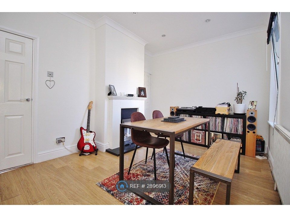 Property photo 3 of 11 Dining Room (Furniture For Illustration Only)