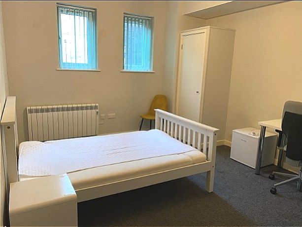 Property photo 3 of 8 Main Room 2 Nov 2024