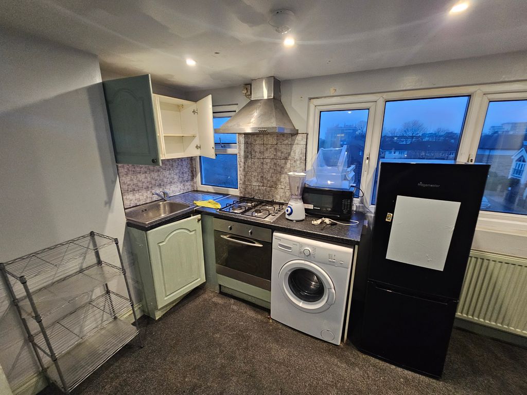 Property photo 2 of 2
