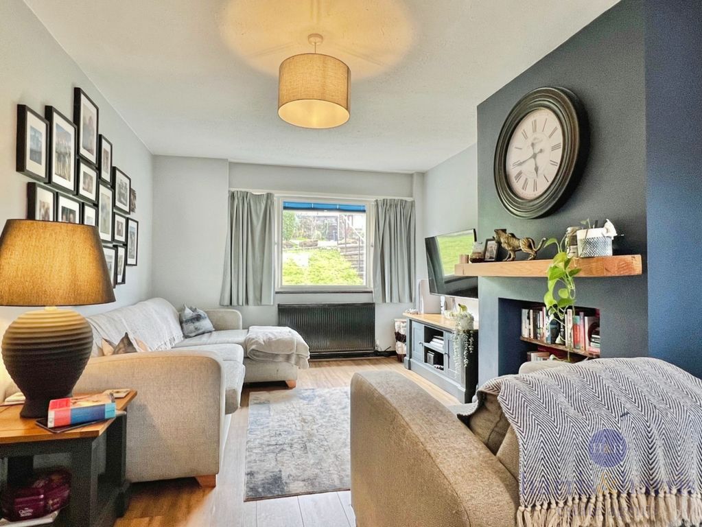 Property photo 2 of 16 Pbox-Img.Jpeg