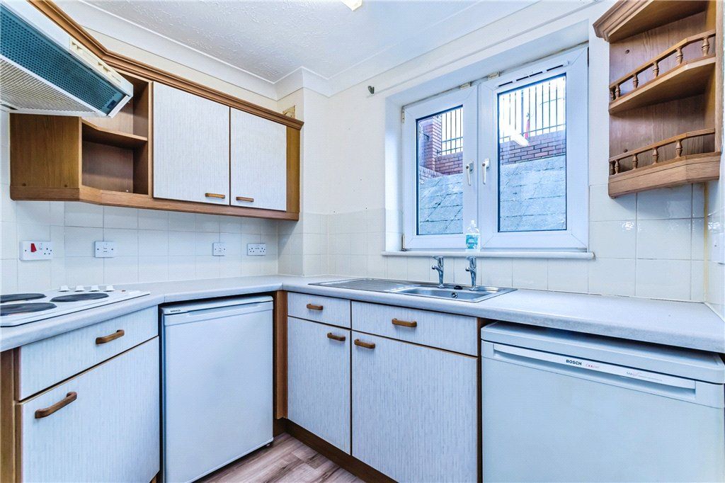 Property photo 3 of 12 Picture No. 01