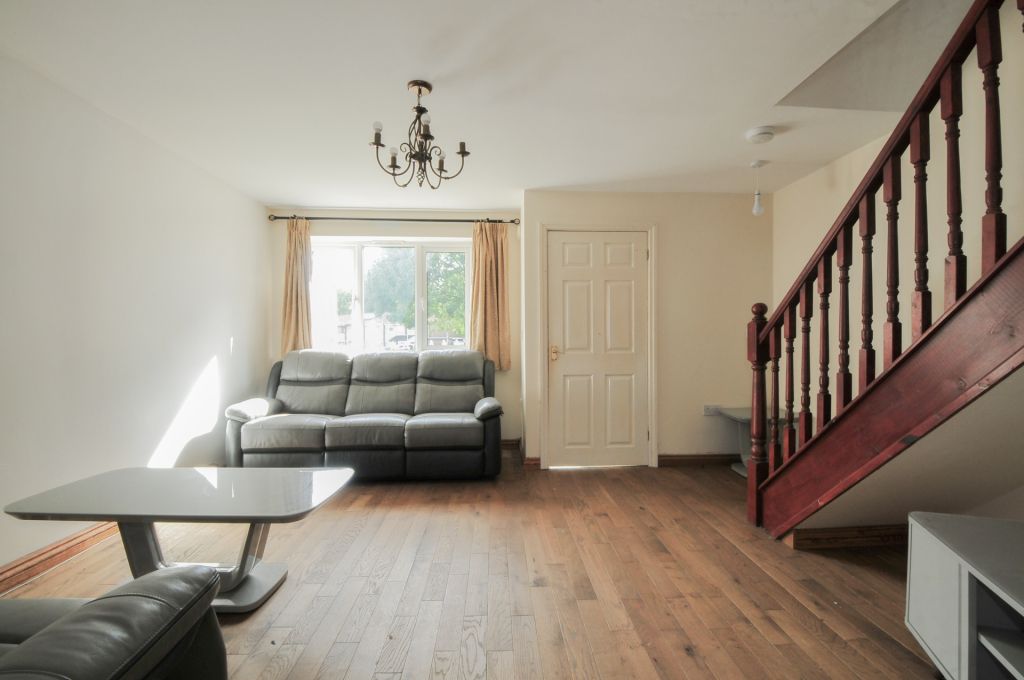 Property photo 3 of 28