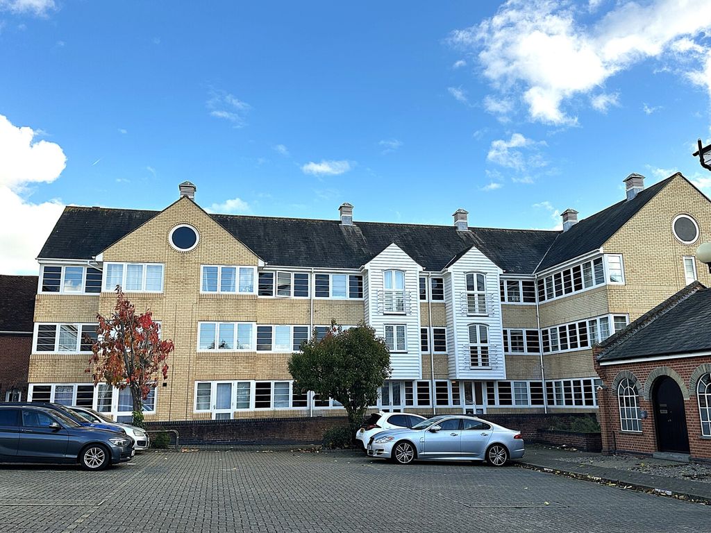 Property photo 1 of 9 Exterior