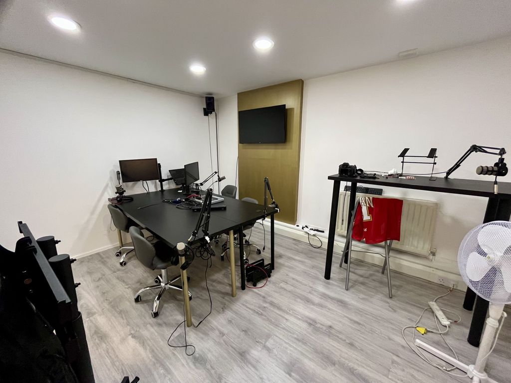 Property photo 3 of 6 Property- 02