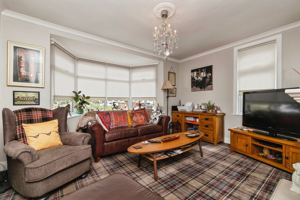 Property photo 3 of 24