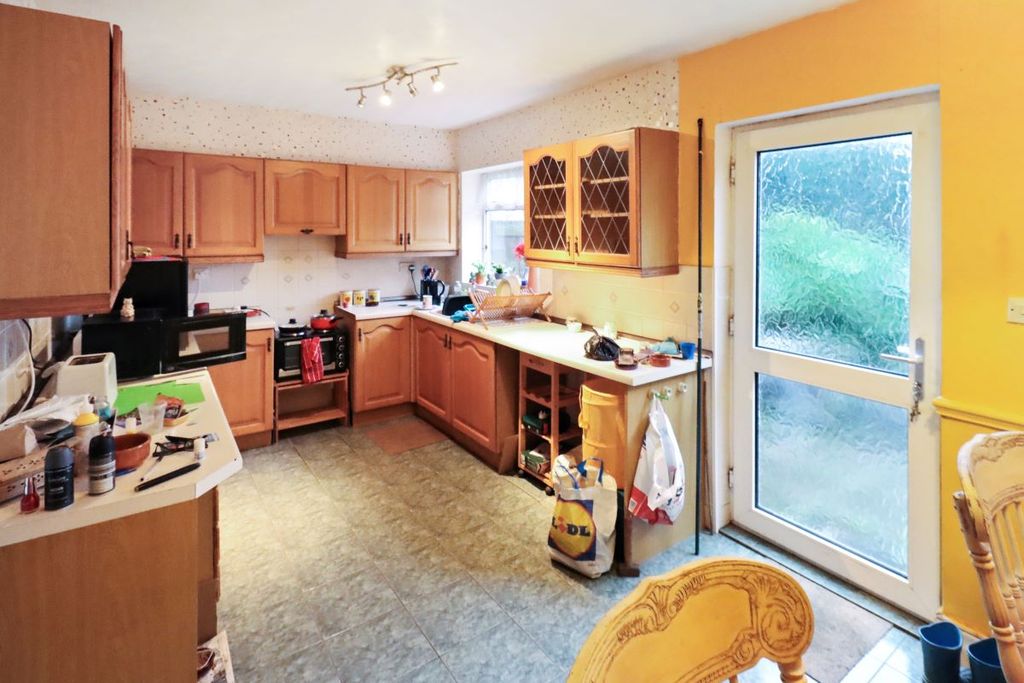 Property photo 3 of 8 Image 3