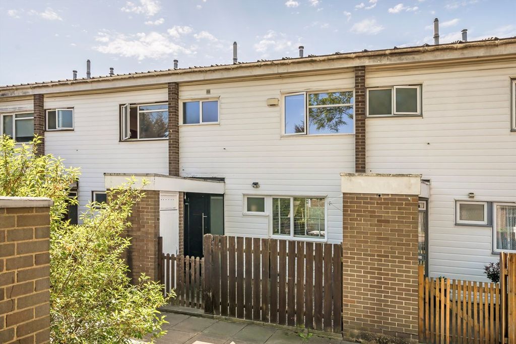 Property photo 1 of 7