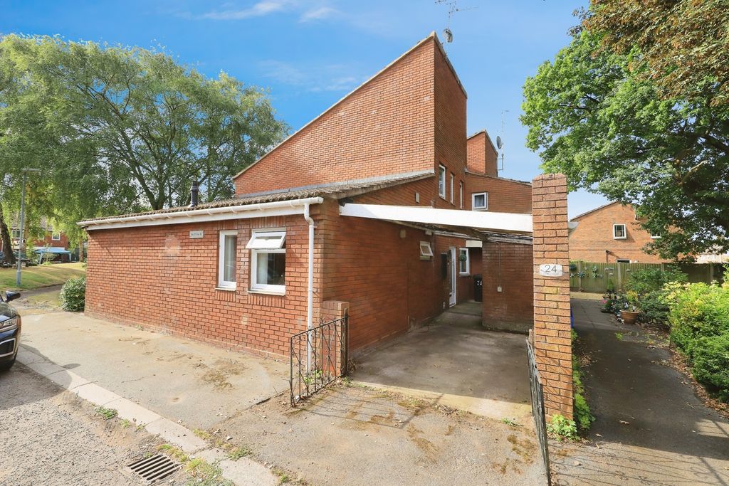Property photo 1 of 17 Photo