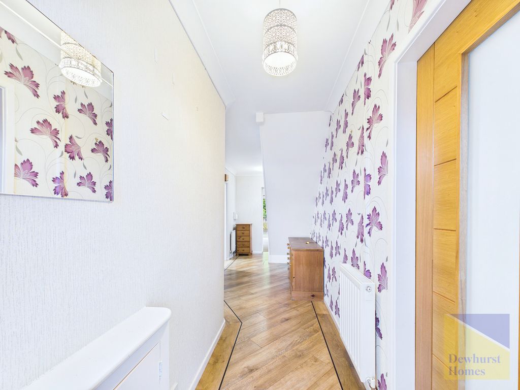 Property photo 2 of 34