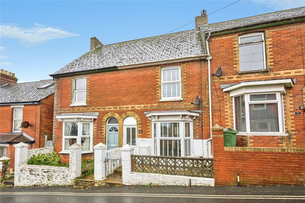 Property photo 2 of 20 Front