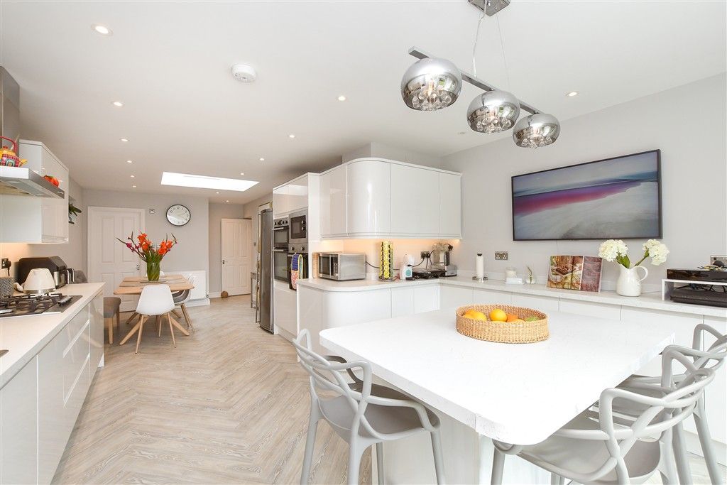 Property photo 1 of 20 Kitchen/Diner