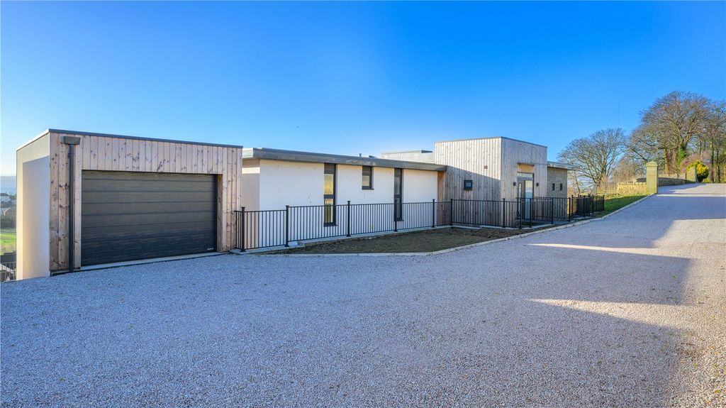 Property photo 2 of 36 North Elevation