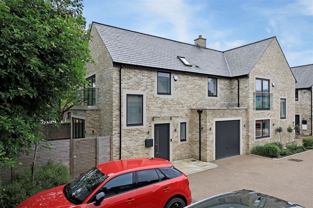 Property photo 1 of 18 Img (1).Jpg