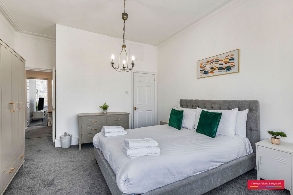 Property photo 3 of 9 Picture No. 05