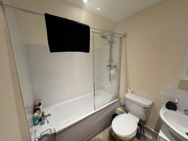 Property photo 3 of 4