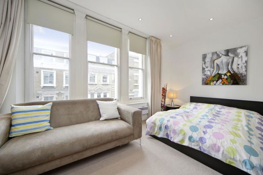 Property photo 2 of 6