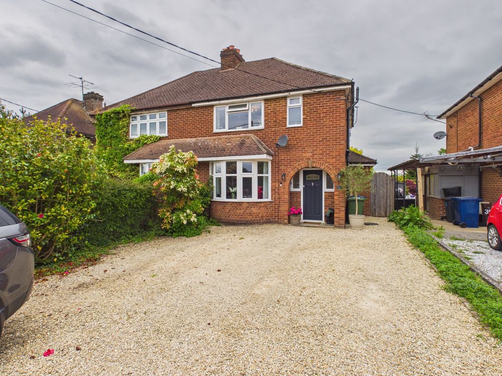 Property photo 1 of 15 33 Watchet Lane
