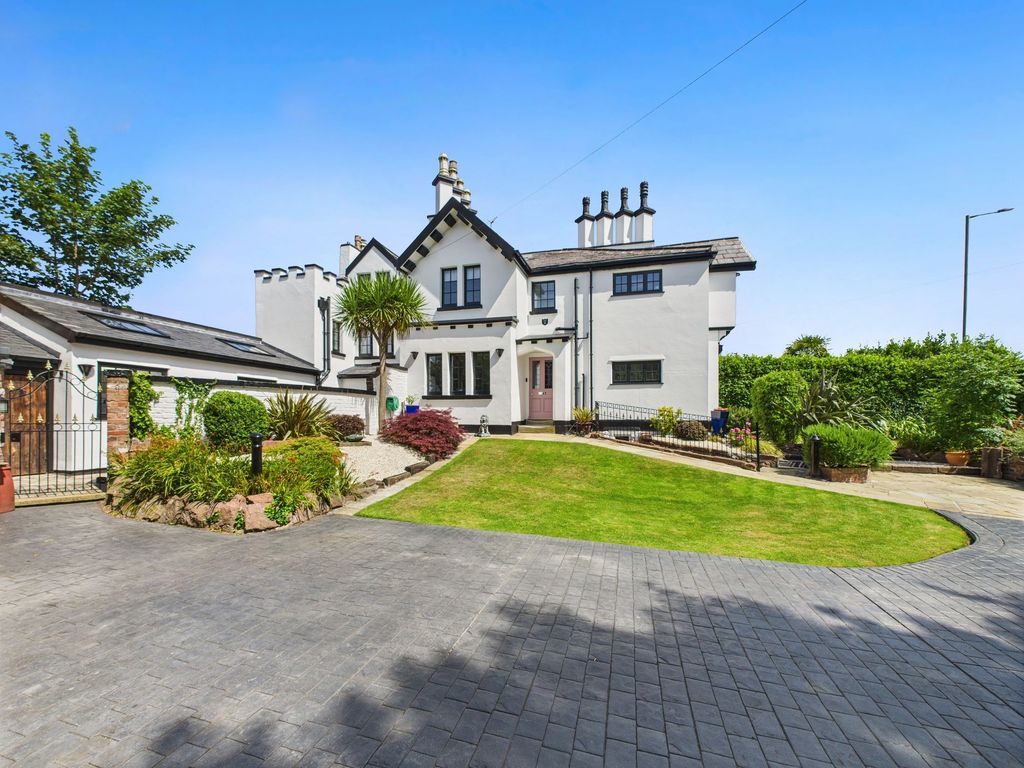 Property photo 1 of 46