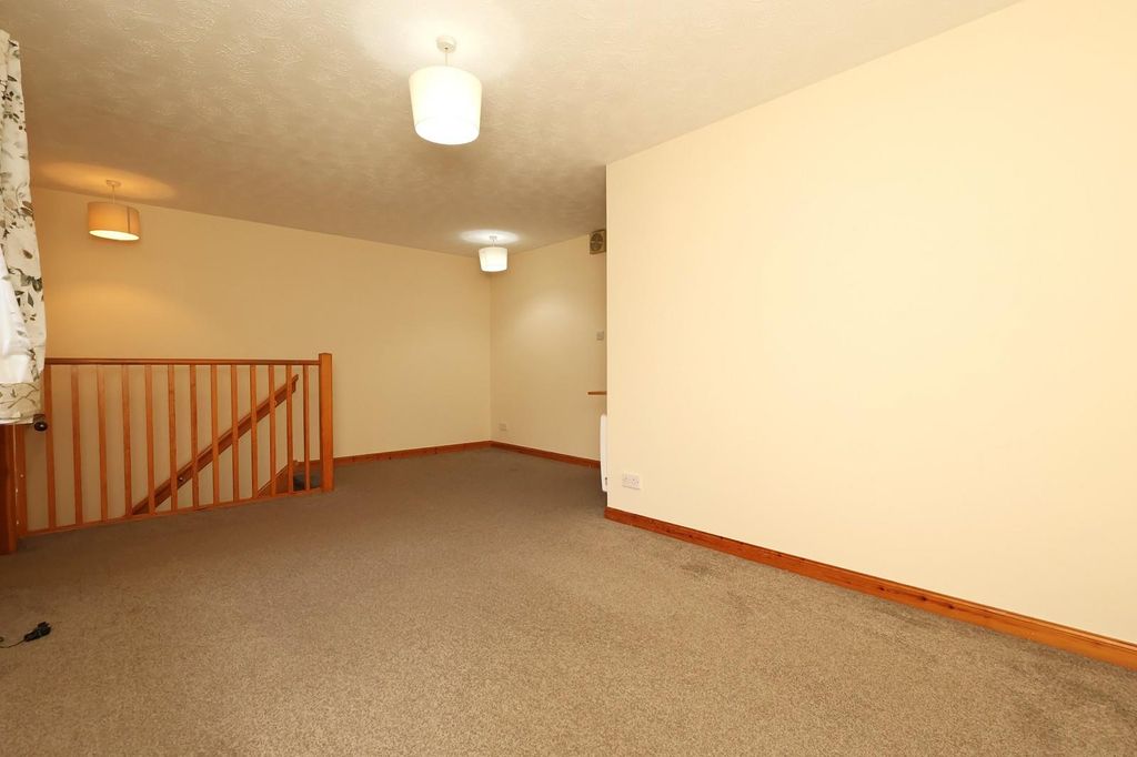 Additional image 5 of 1 bed flat for sale55 Murray Terrace, Smithton, Inverness. IV2