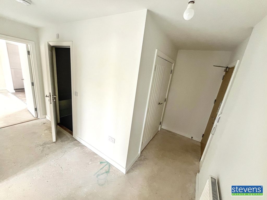 Property photo 2 of 13 Img_0668