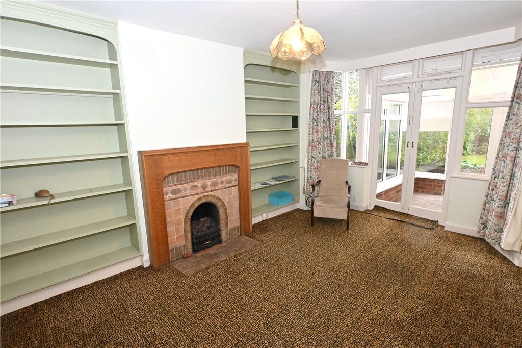 Property photo 2 of 17 Picture No. 15
