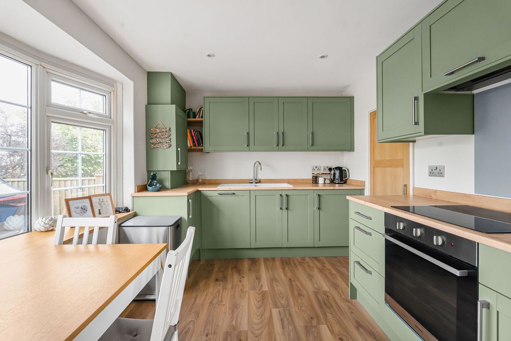 Property photo 3 of 24 Kitchen