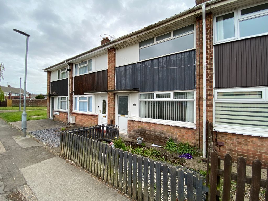 Property photo 1 of 2