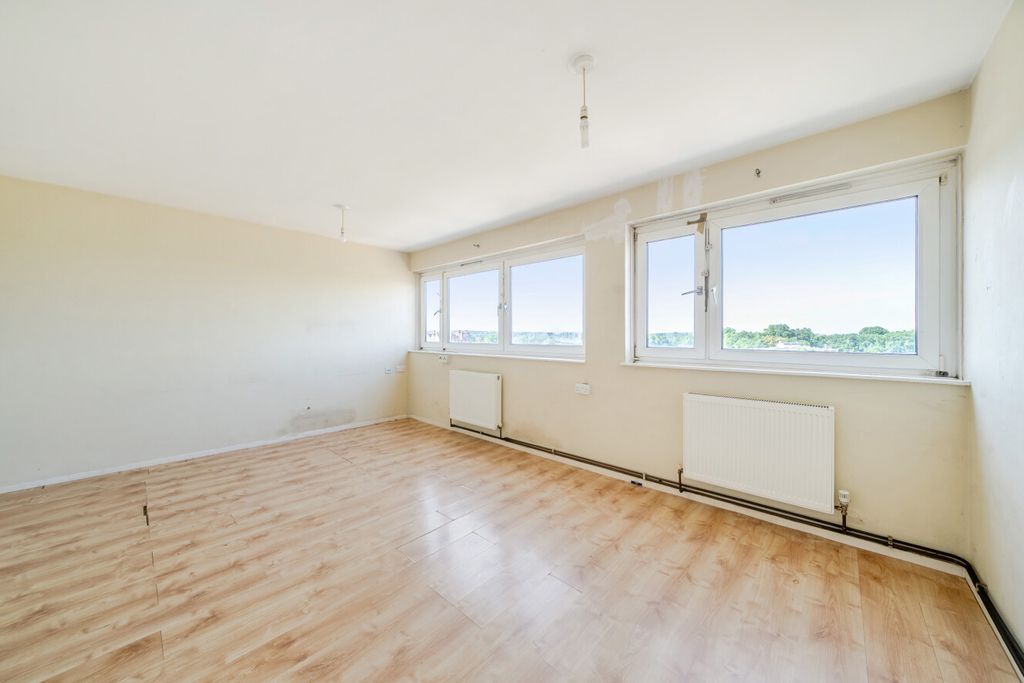 Property photo 2 of 17 1479135-4-6A47835...