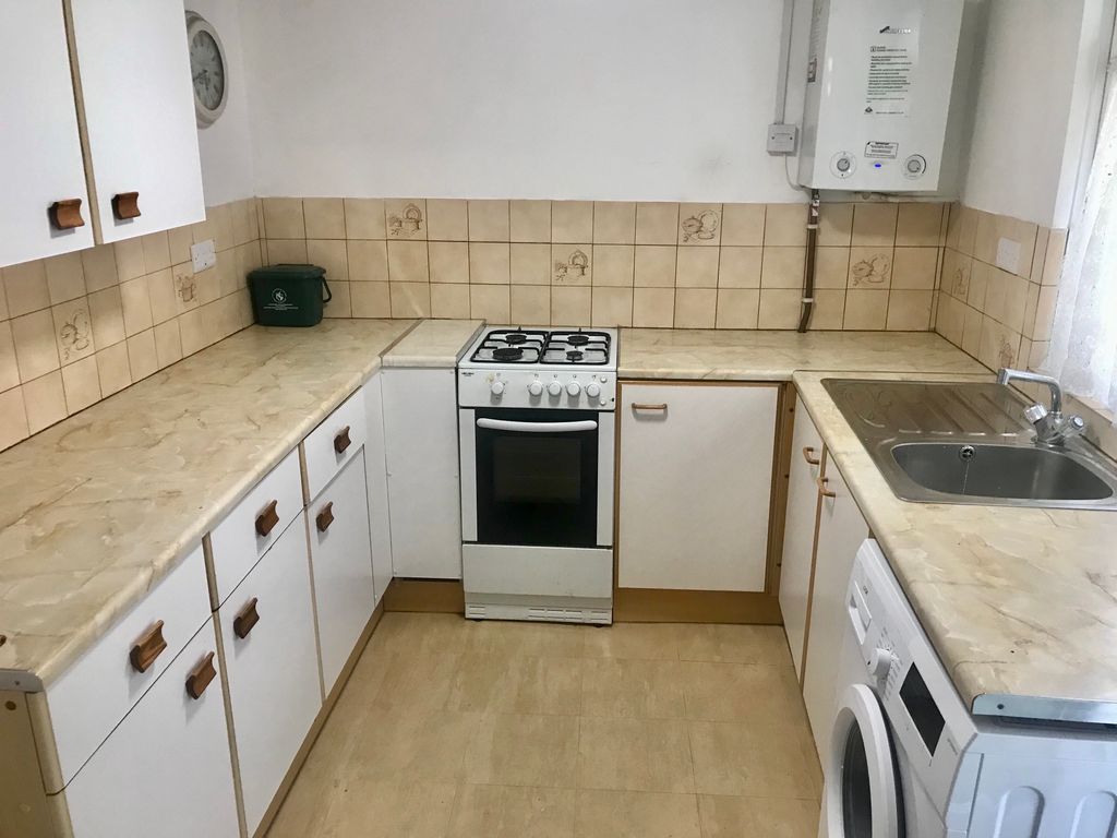 Property photo 2 of 5