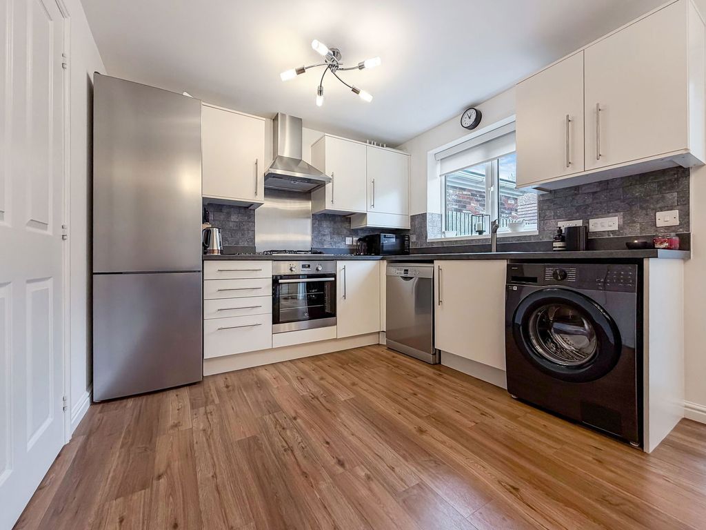 Property photo 3 of 22