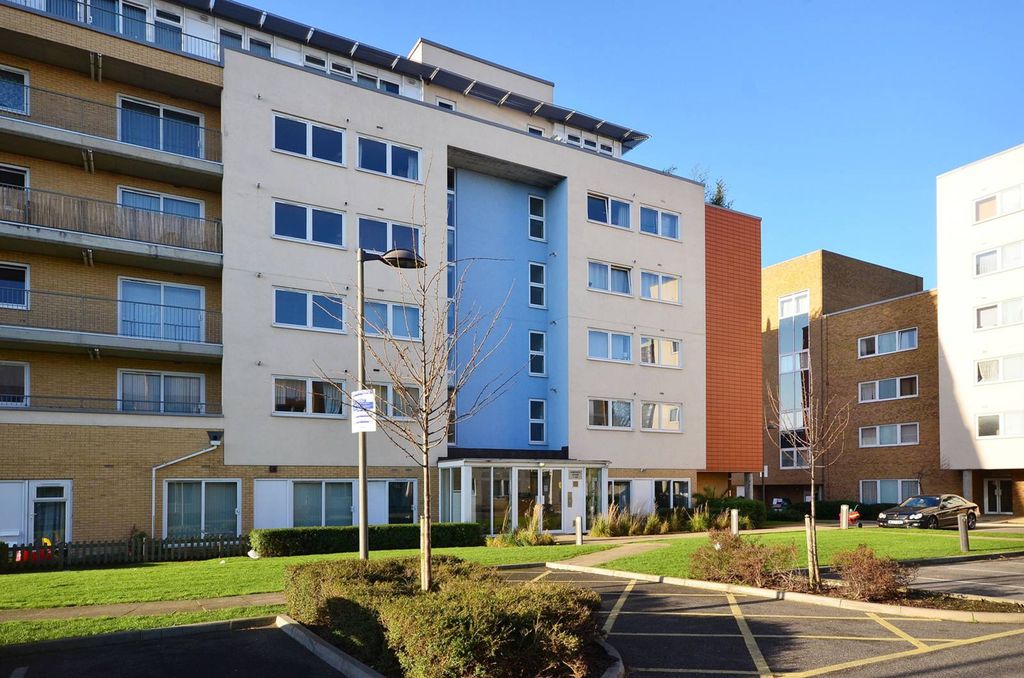 Property photo 2 of 7