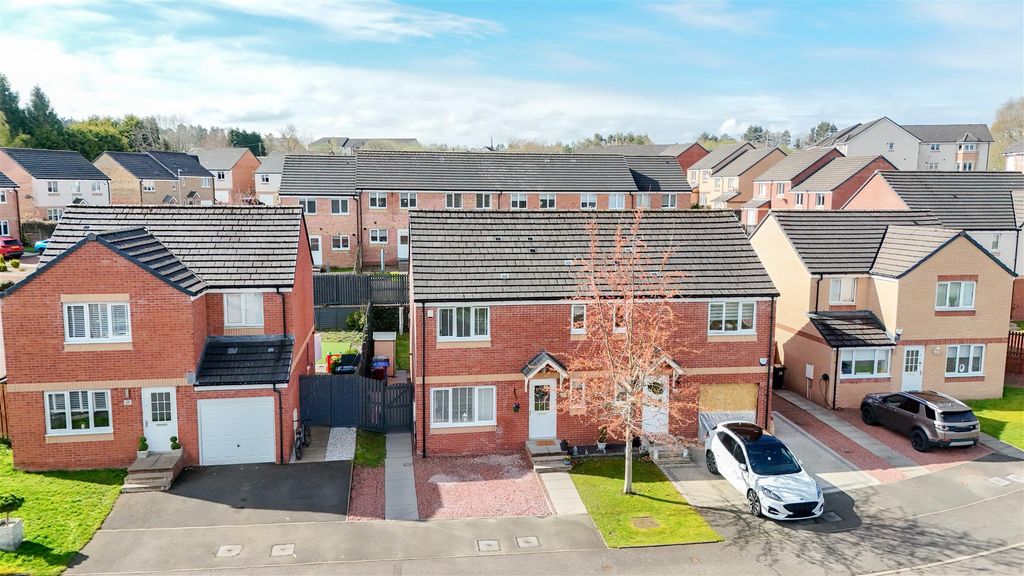 Property photo 1 of 28 External