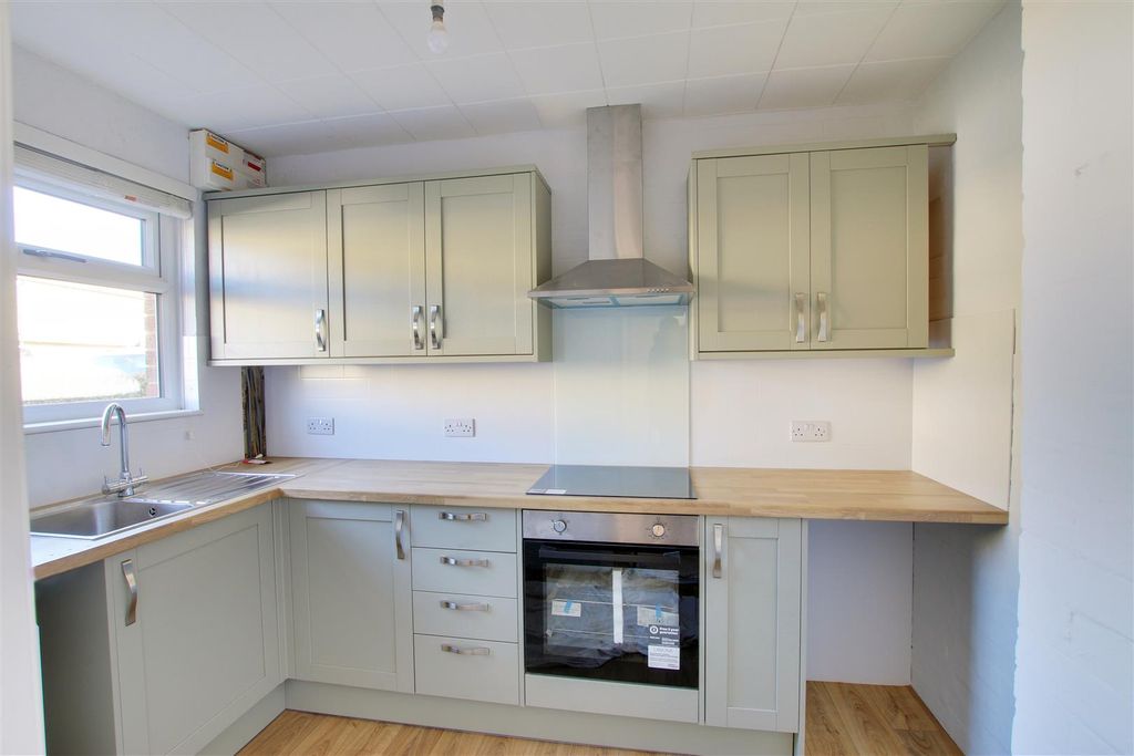 Property photo 3 of 16 Img_6364-Img_6366.Jpg