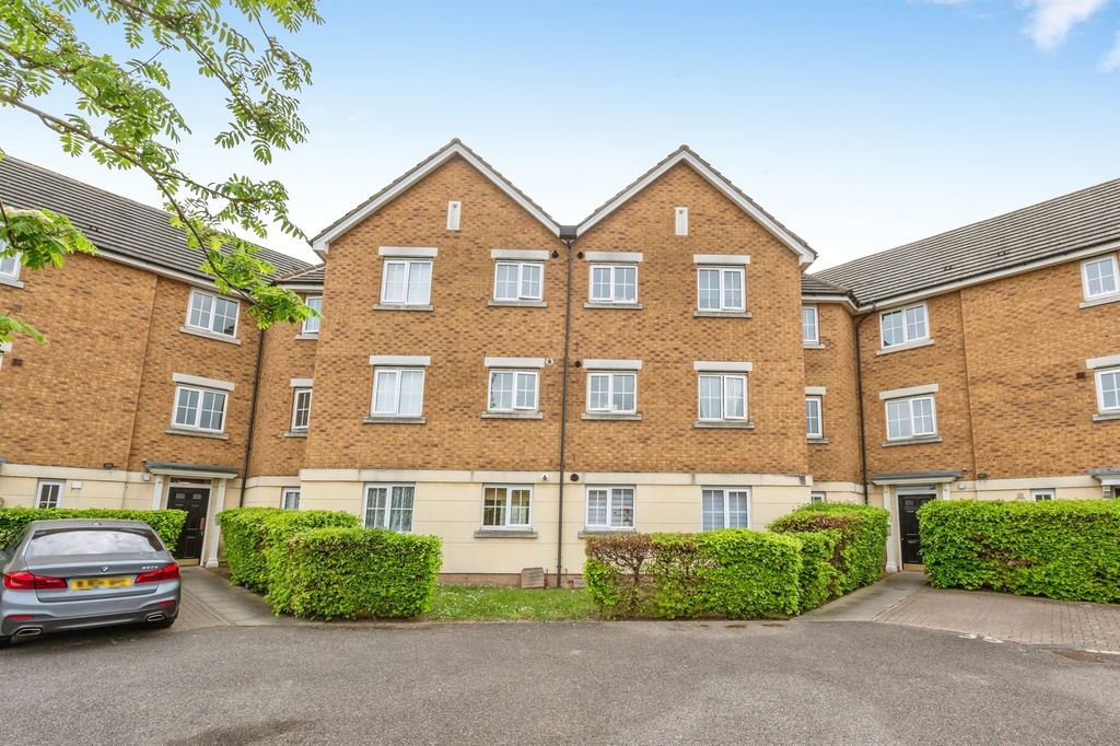 Property photo 1 of 13