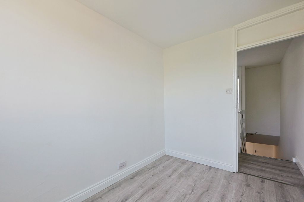 Property photo 2 of 13 Pbox-Img.Jpg