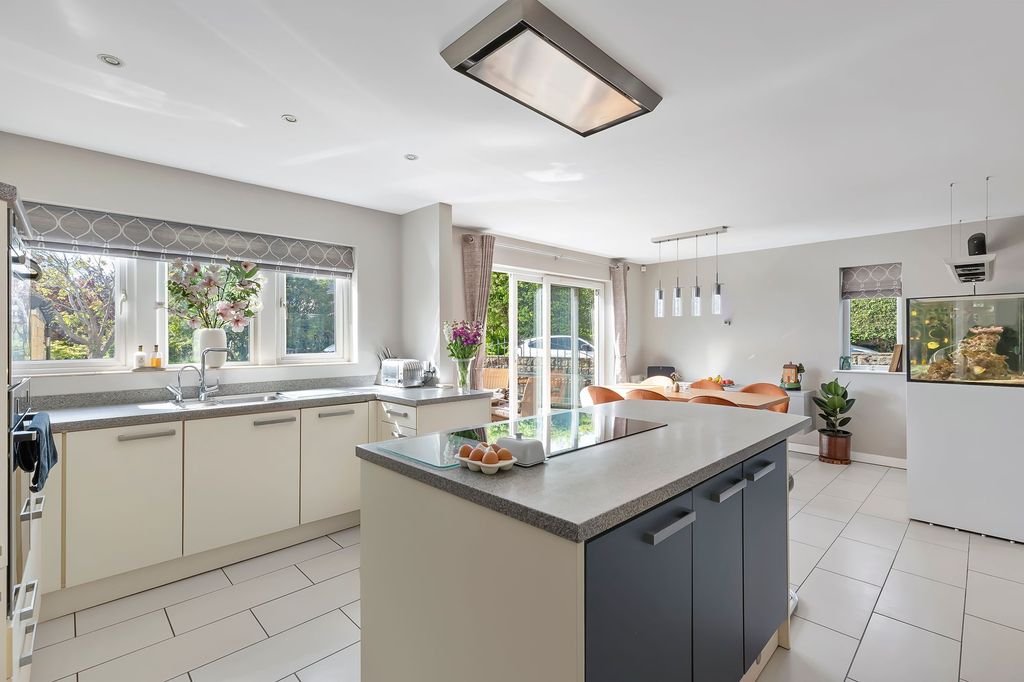 Additional image 9 of 4 bed detached house for saleLong Lane, Harden BD16