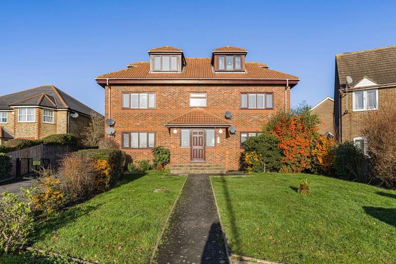 Property photo 1 of 14 External