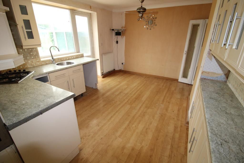 Property photo 3 of 9 Kitchen/Diner