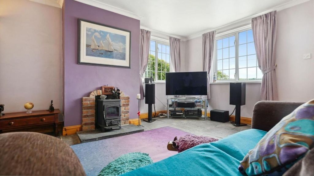 Property photo 2 of 47 Tys13.Jpg