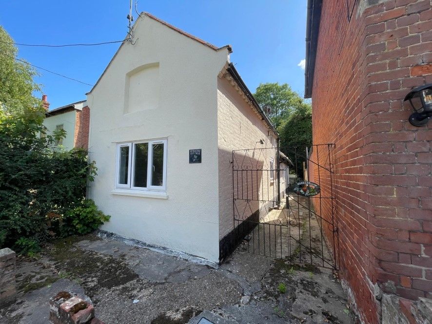 Property photo 1 of 9