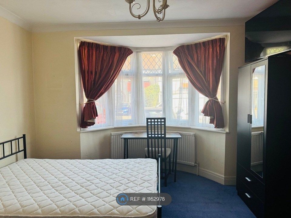 Property photo 3 of 11 Double Room