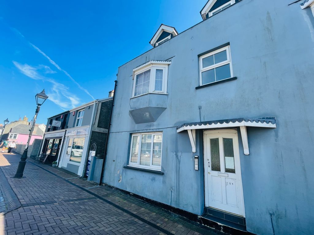 Property photo 1 of 1